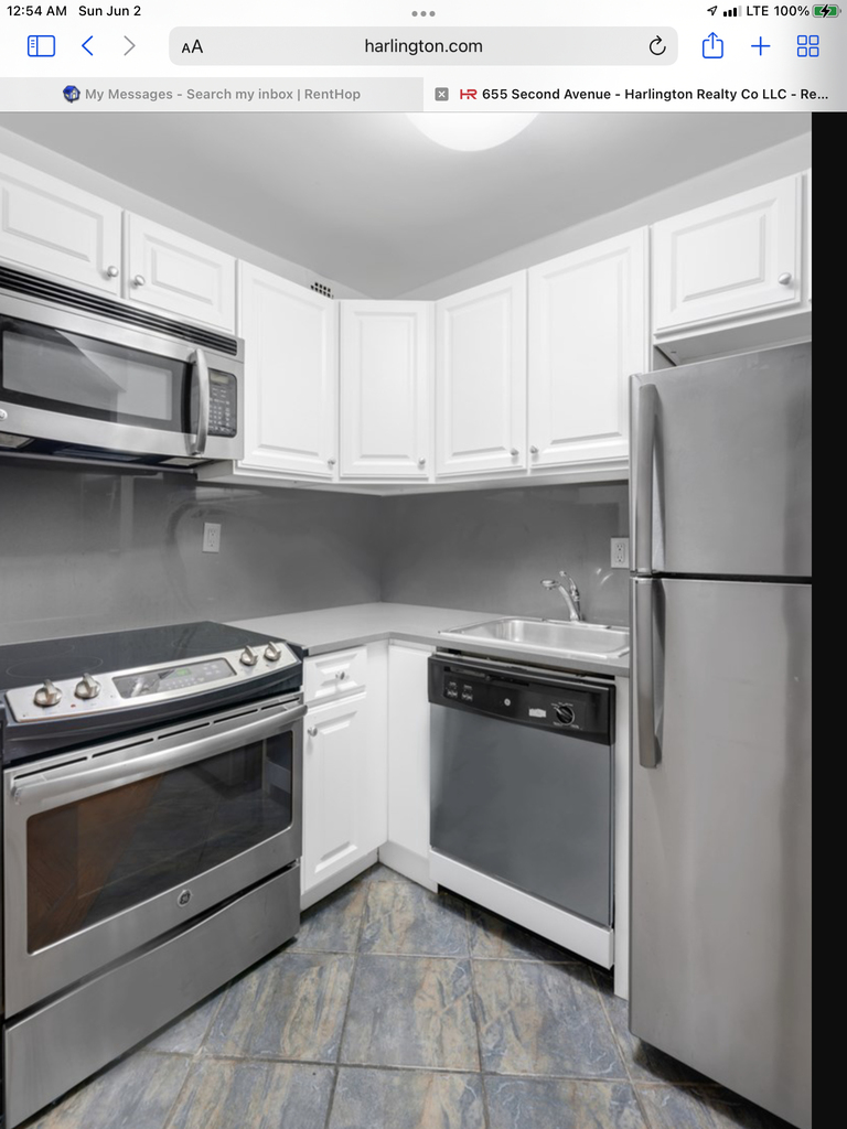 212 East 73rd Street - Photo 2