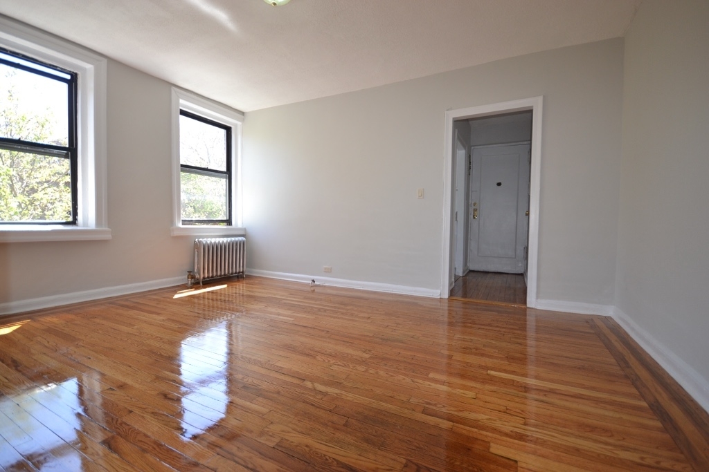 47th Street & 43rd Avenue, Sunnyside, NY  11104 - Photo 0