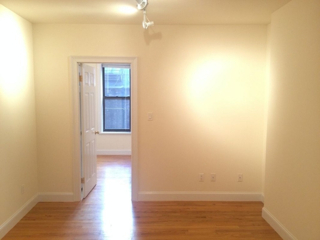 213 west 17th street  - Photo 1