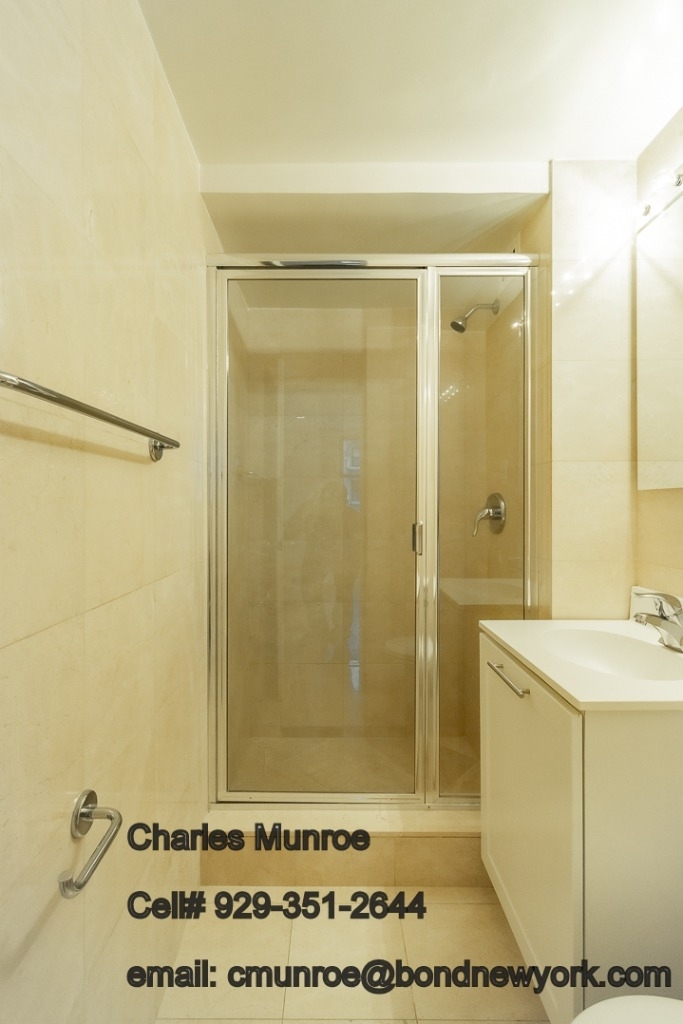 435 East 79th Street - Photo 6