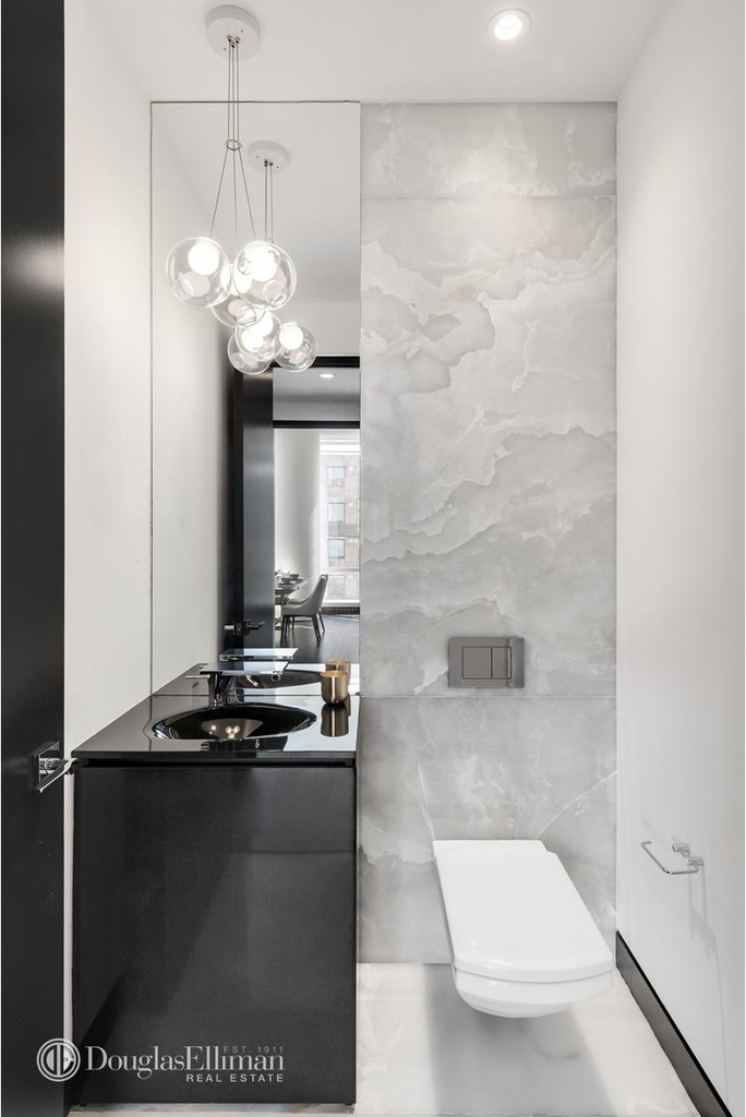 157 West 57th St - Photo 8