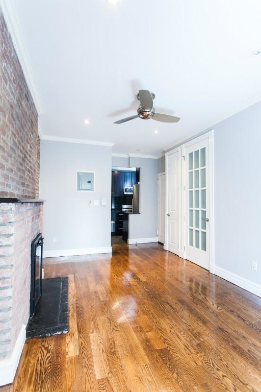 566 Hudson - Photo 1