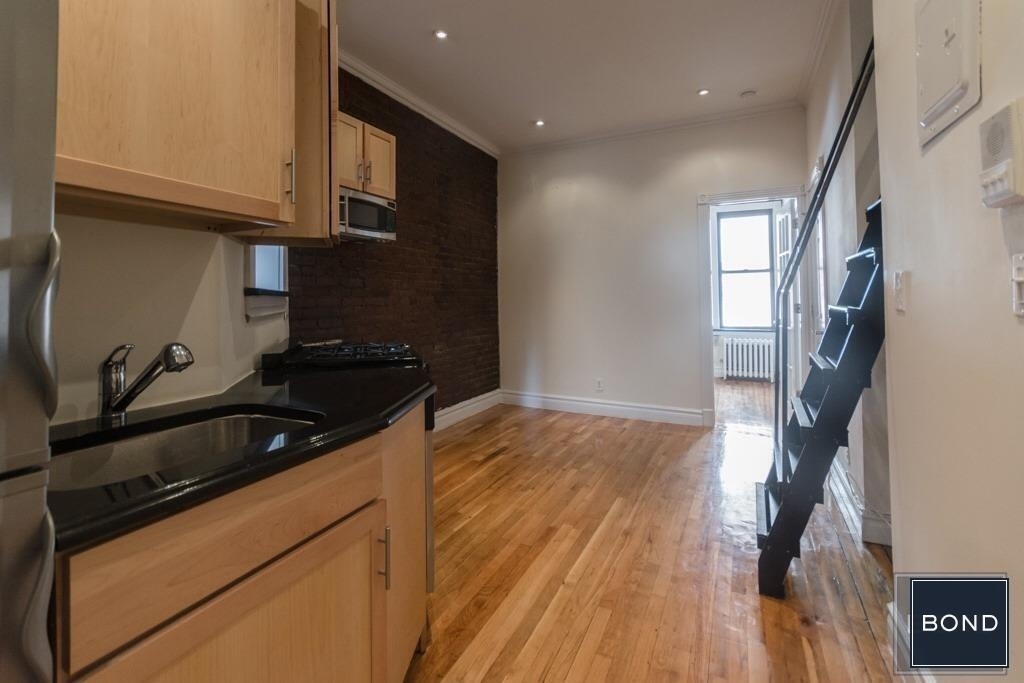 219 East 23rd Street - Photo 5