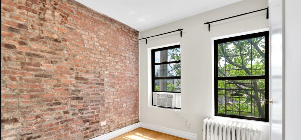 182 Mulberry Street - Photo 6