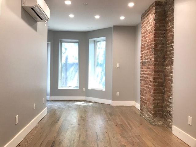 615 E 17th - Photo 2