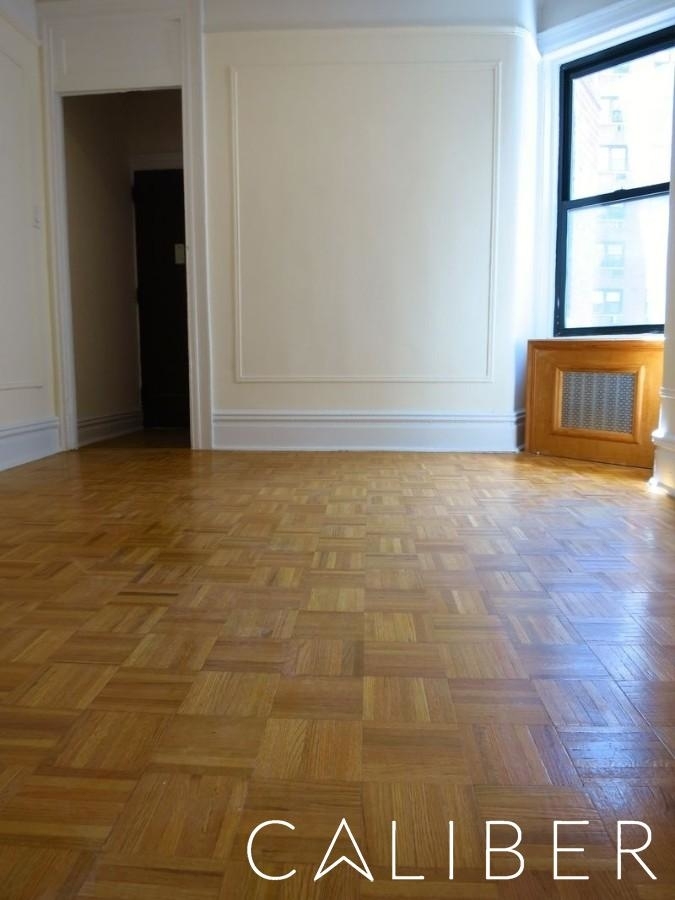 220 East 78th Street - Photo 2