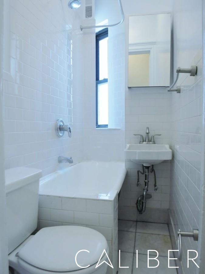 220 East 78th Street - Photo 5