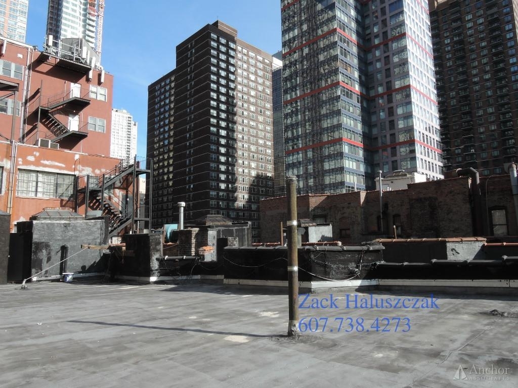 E 53rd St. - Photo 0