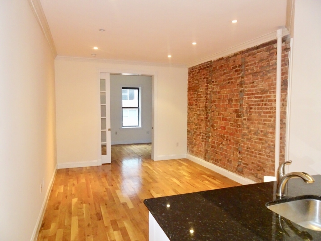 332 East 71st street - Photo 0