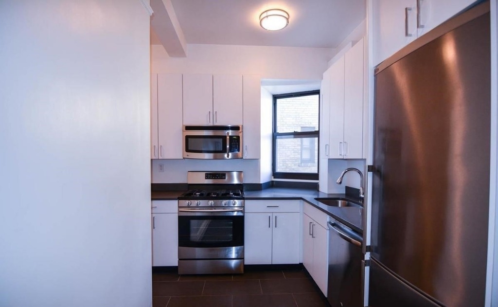 10 west 66th st  - Photo 3