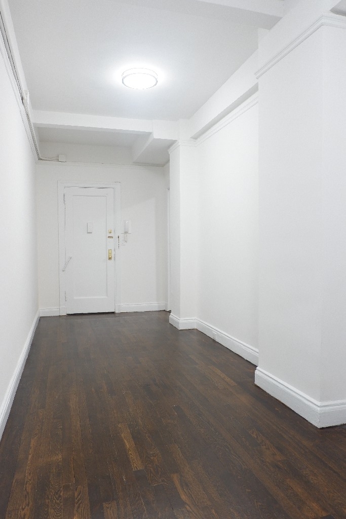 145 West 55th Street - Photo 6