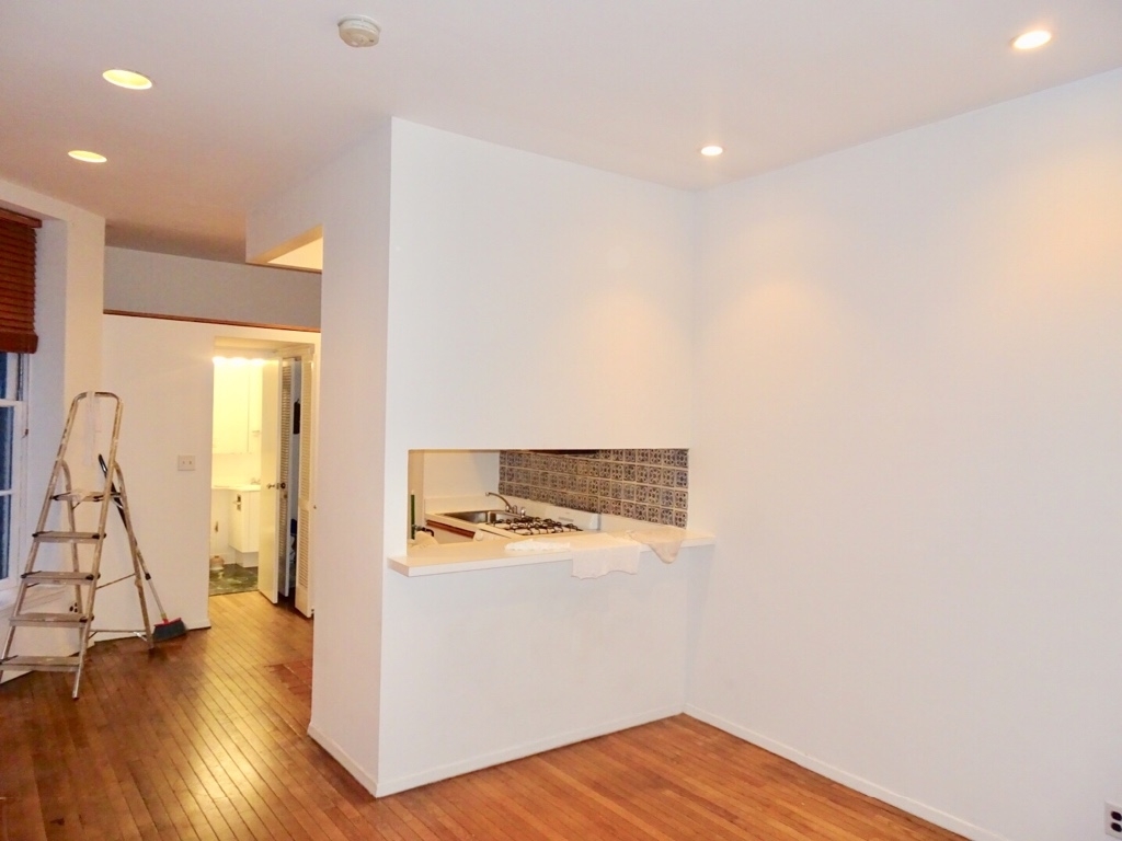 322 east 81th - Photo 6