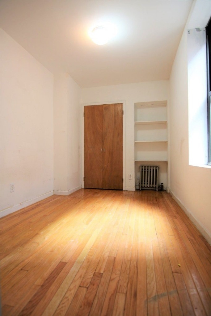 311 West 95th Street - Photo 2