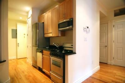 450 W 50TH ST - Photo 2