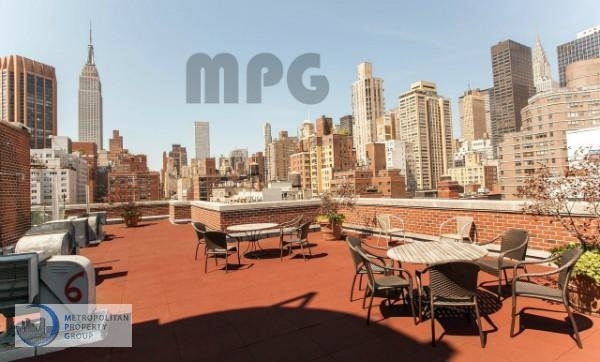 240 east 35th street - Photo 3