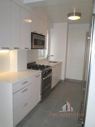 W 60th St. - Photo 3