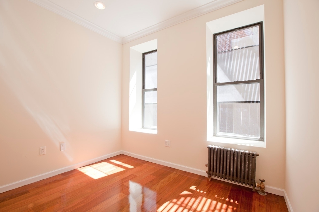 333 3rd Avenue - Photo 2