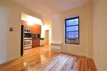 230 east 25th street  - Photo 3