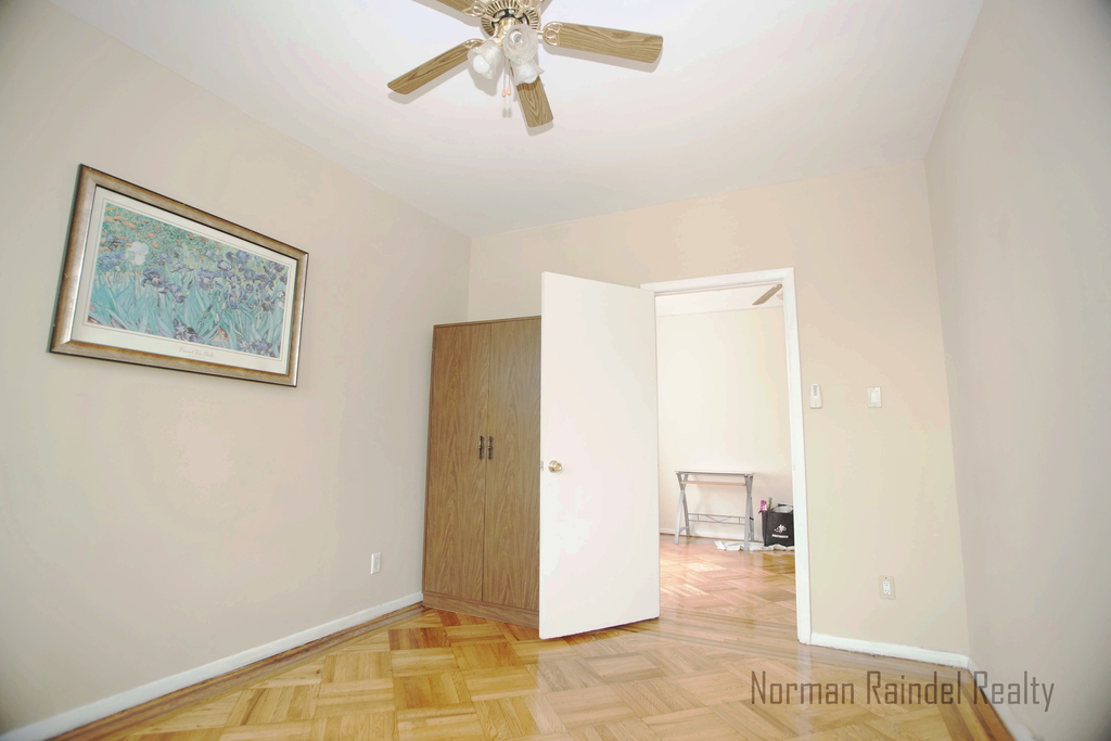 1523 65th St - Photo 9