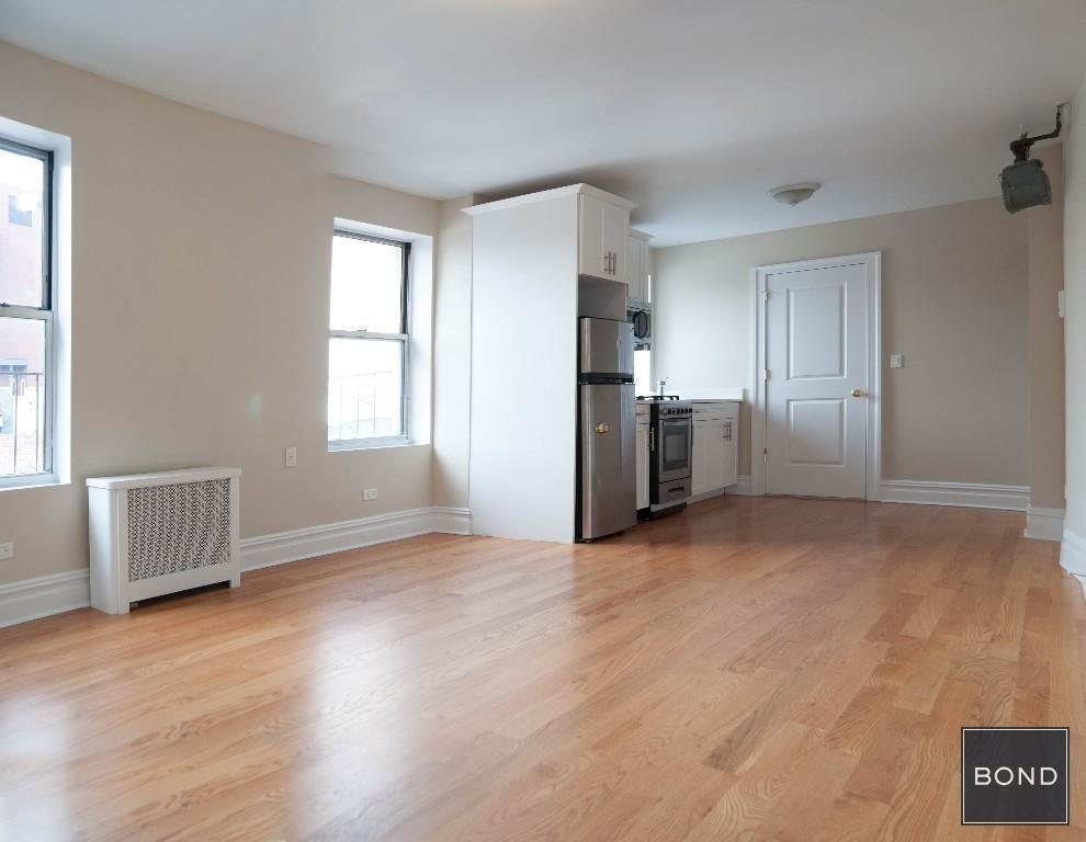 241 W 13 St - Photo 0