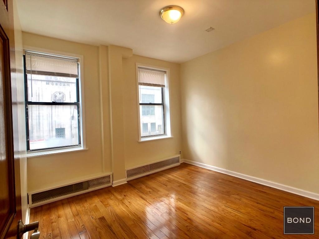 338 Ninth Avenue - Photo 1