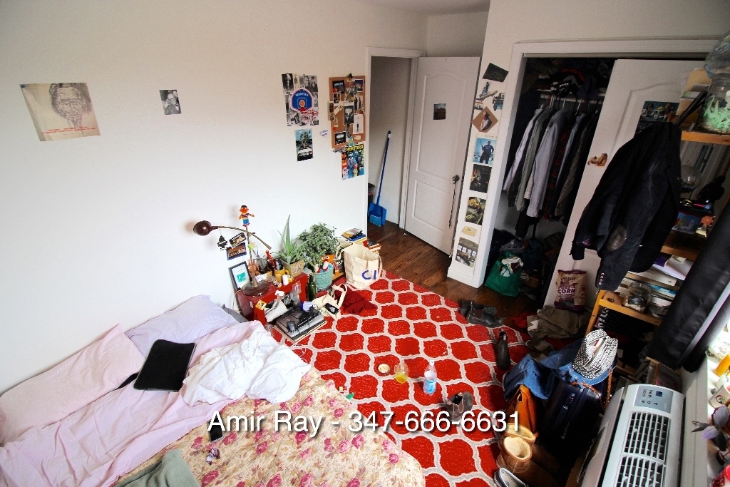 328a Irving Ave  - Photo 7