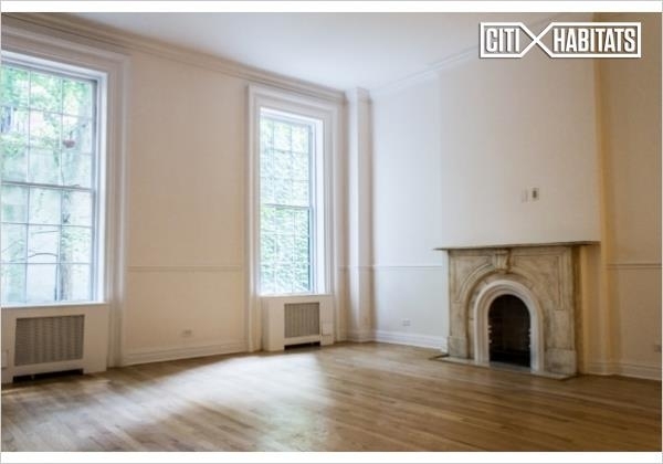 106 East 10th Street - Photo 1