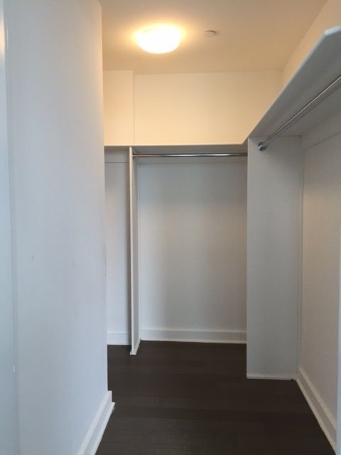 410 West 42nd Street - Photo 4