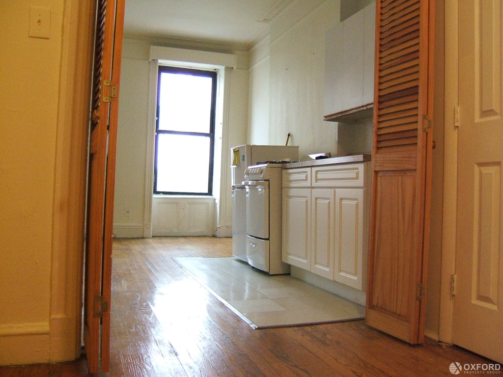 East 66th Street - Photo 0