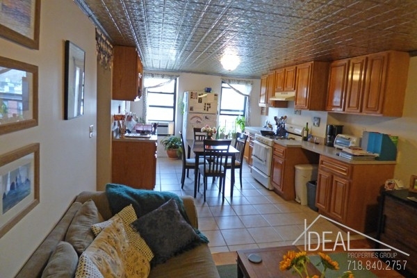 654 10th Street - Photo 2