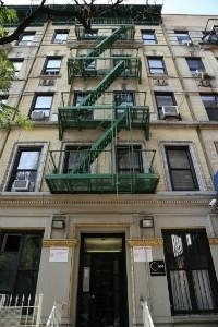 West 105th Street - Photo 7