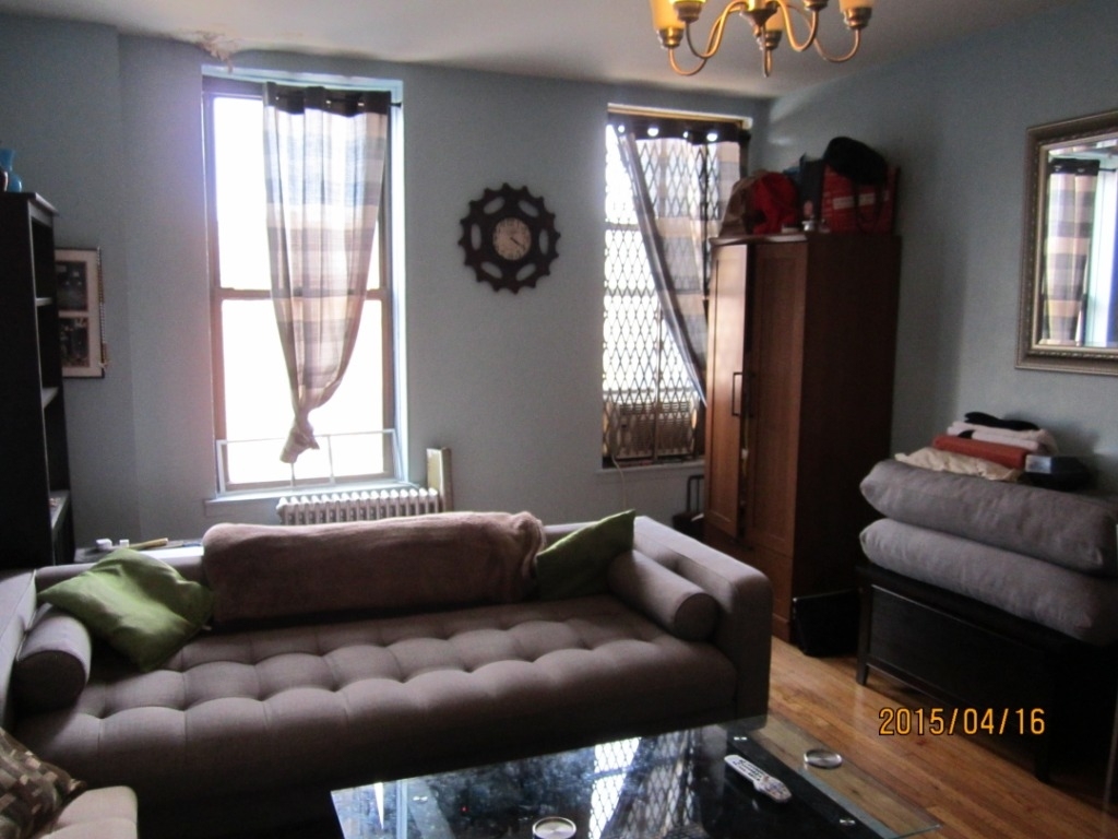 32 Rogers Ave - Photo 1