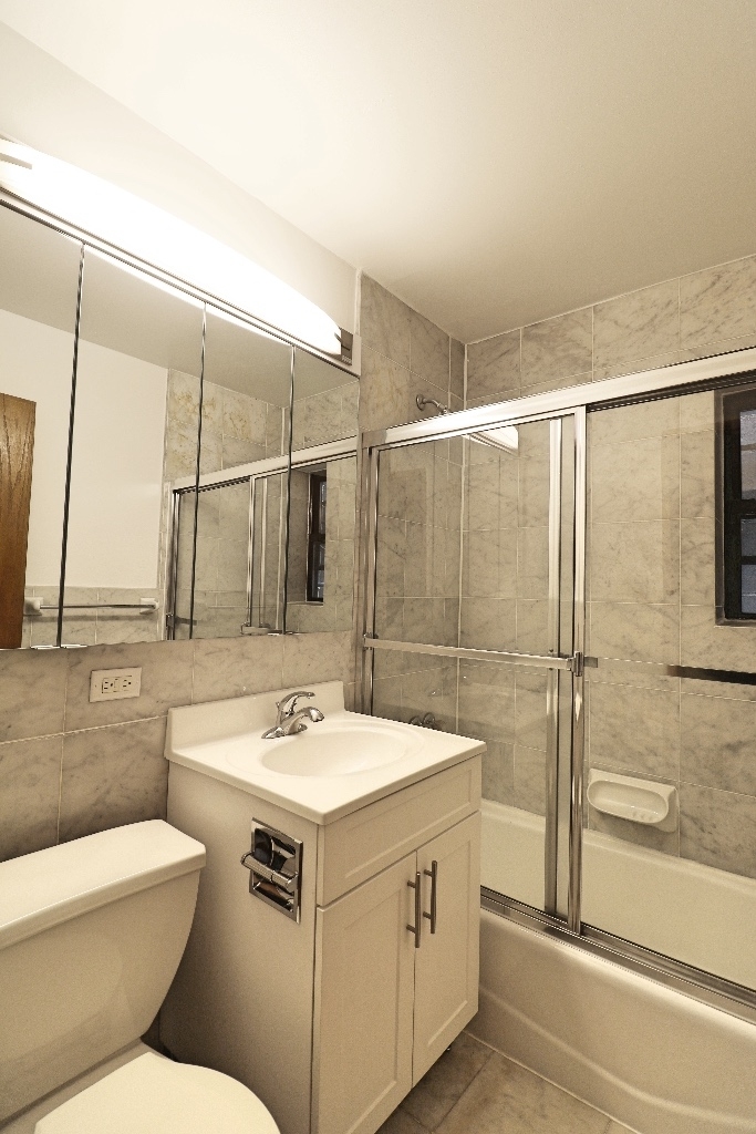 333 East 84th Street - Photo 3