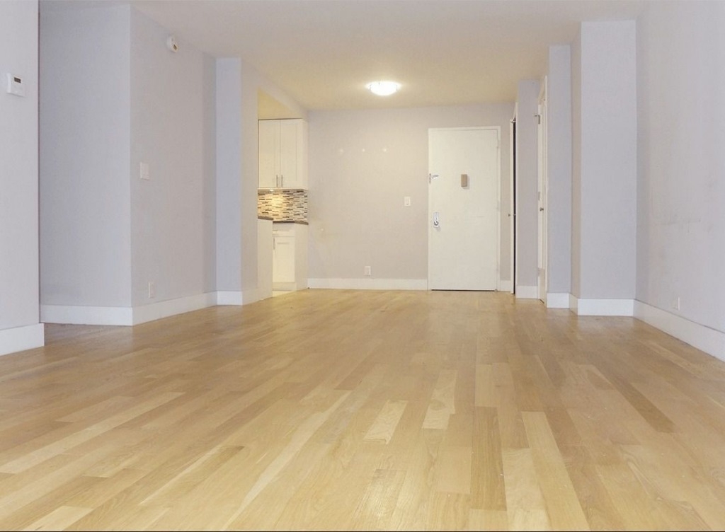 301 East 47th Street #11G - Photo 1