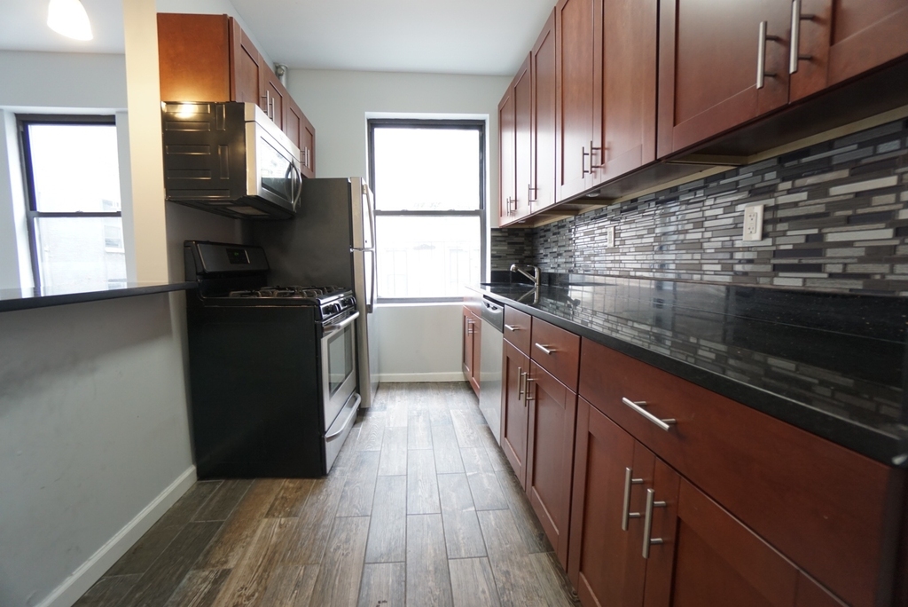 409 West 129th Street - Photo 4