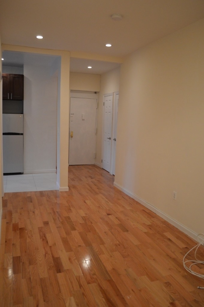 120 West 105th - Photo 10