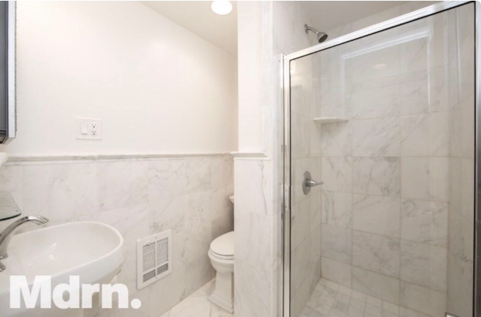 324 E 66th St Apt 32 - Photo 3