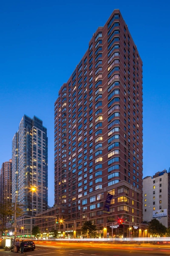 77 West 24th Street - Photo 10