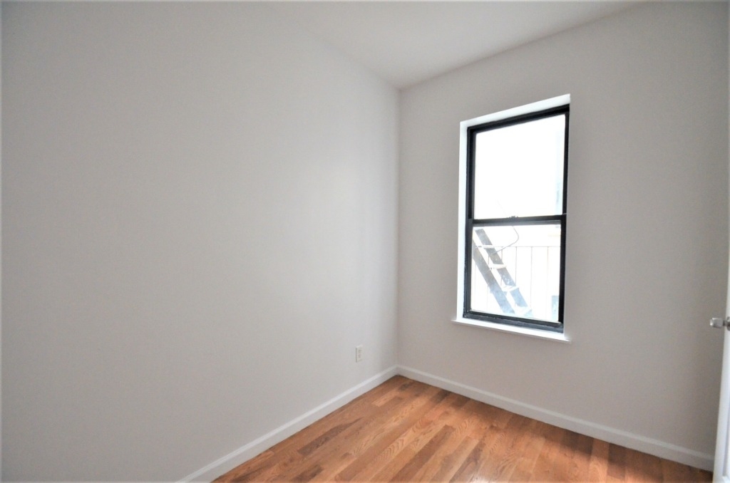 1484 Amsterdam Ave New York, NY  - Photo 4