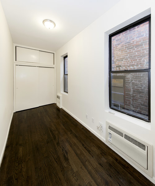 1383 1st Avenue Upper East Side, Manhattan, NY 10021 - Photo 1