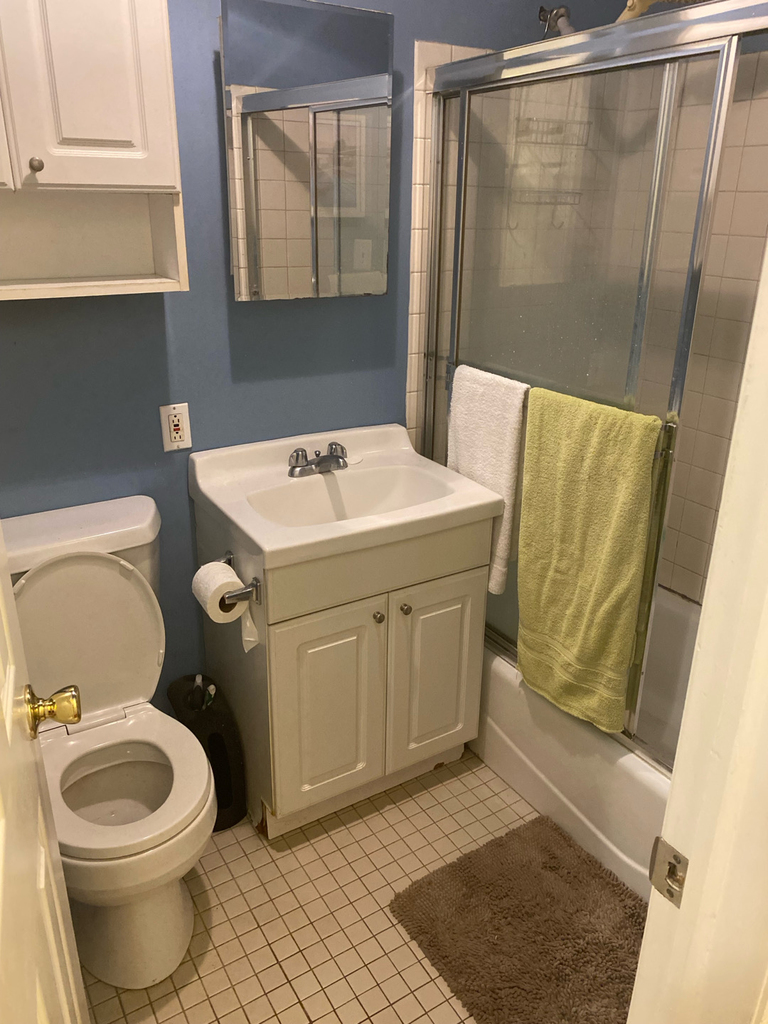 524 West 50th Street - Photo 2