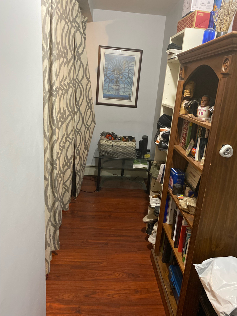 524 West 50th Street - Photo 0