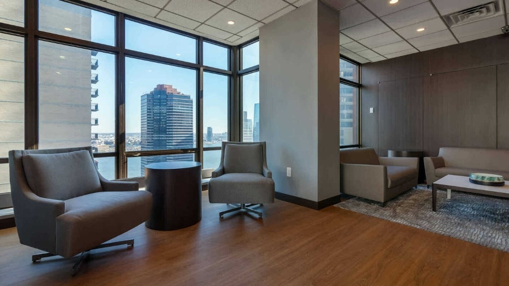 300 East 39th street  - Photo 6