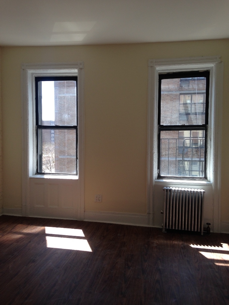 208 west 82nd street - Photo 1