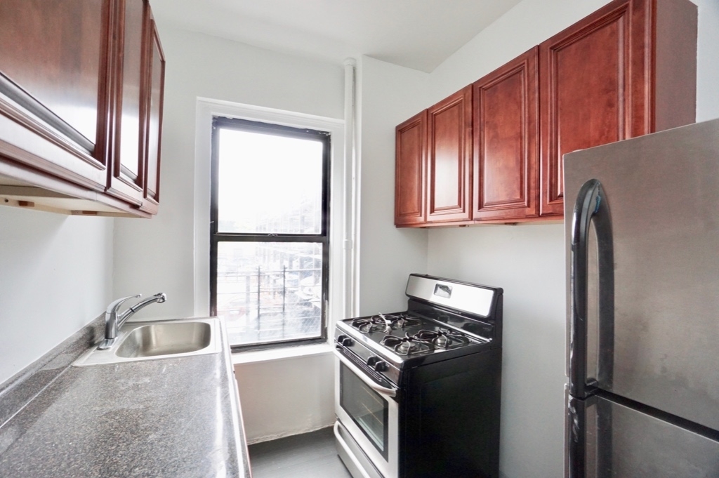 509 W 212 Street - Photo 1