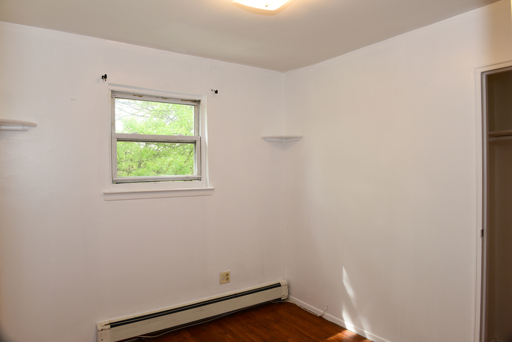 24-15 36th Street - Photo 5