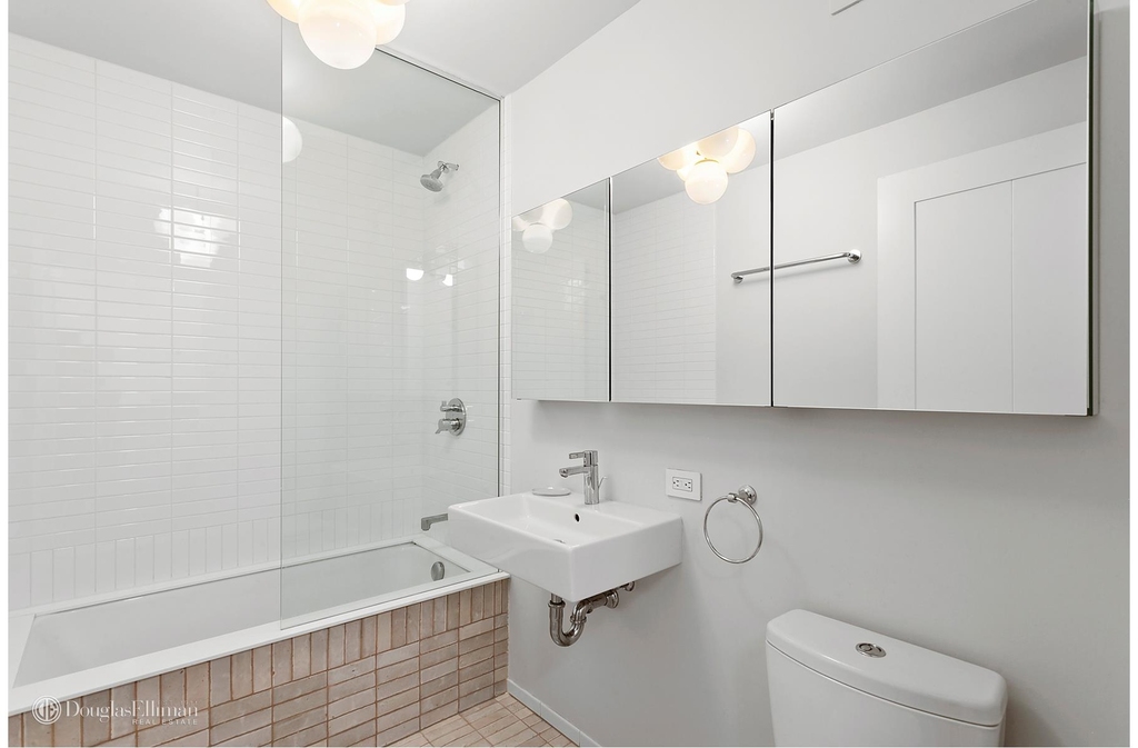 345 West 14th St - Photo 5