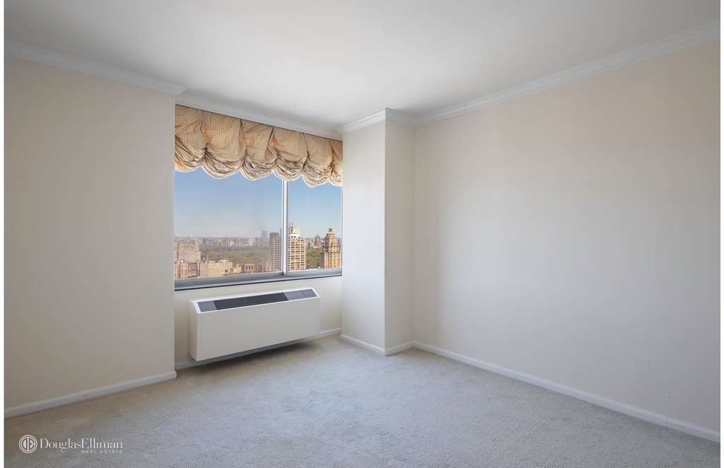 111 West 67th St - Photo 5