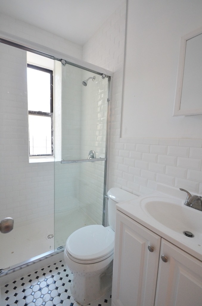 1484 Amsterdam Avenue - Photo 7