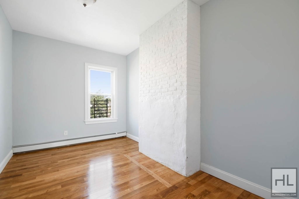 1108 Madison Street - Photo 1